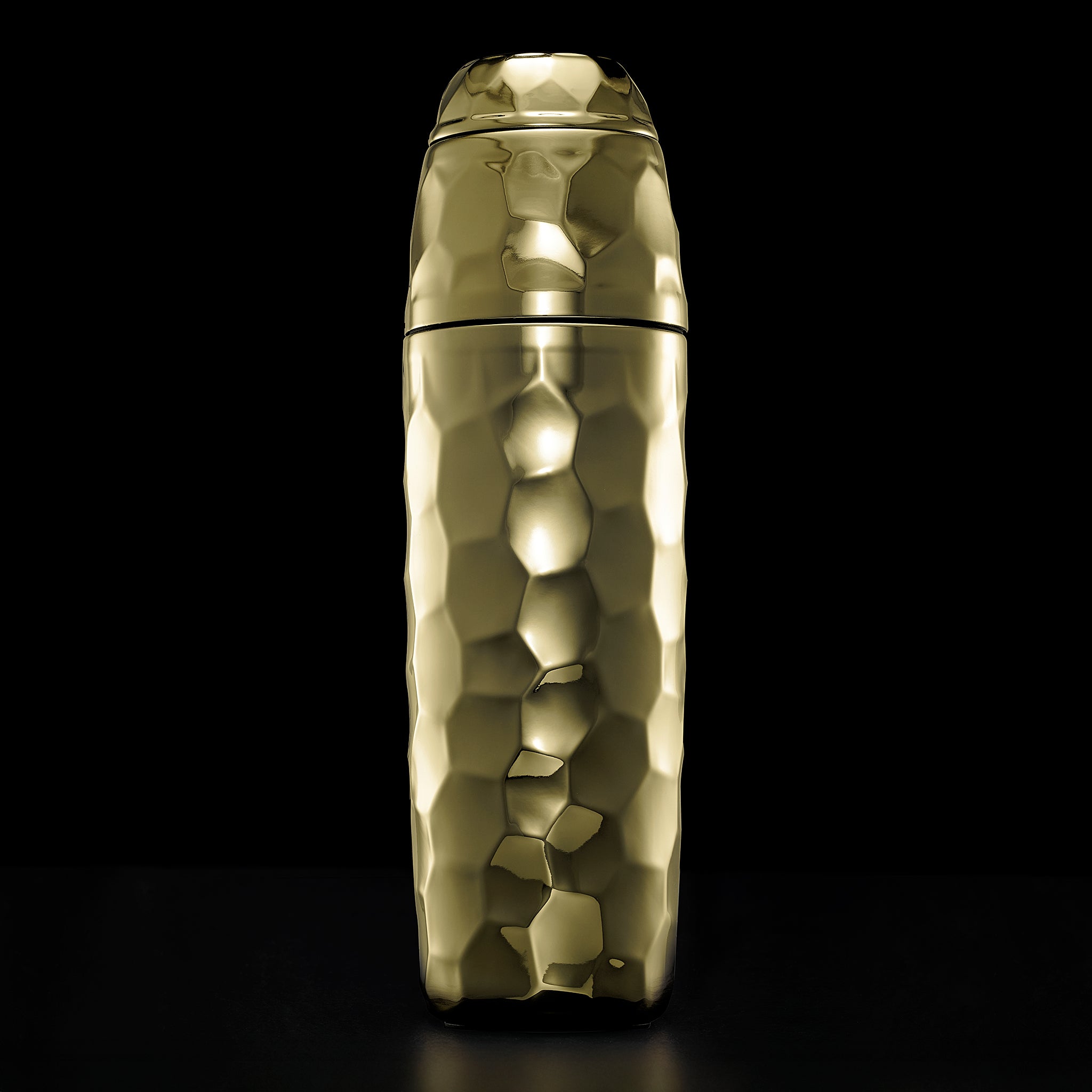 HexClad_CocktailShaker_Gold_BRCS25-GD_Profile_Black_1125_CS_16x9_1