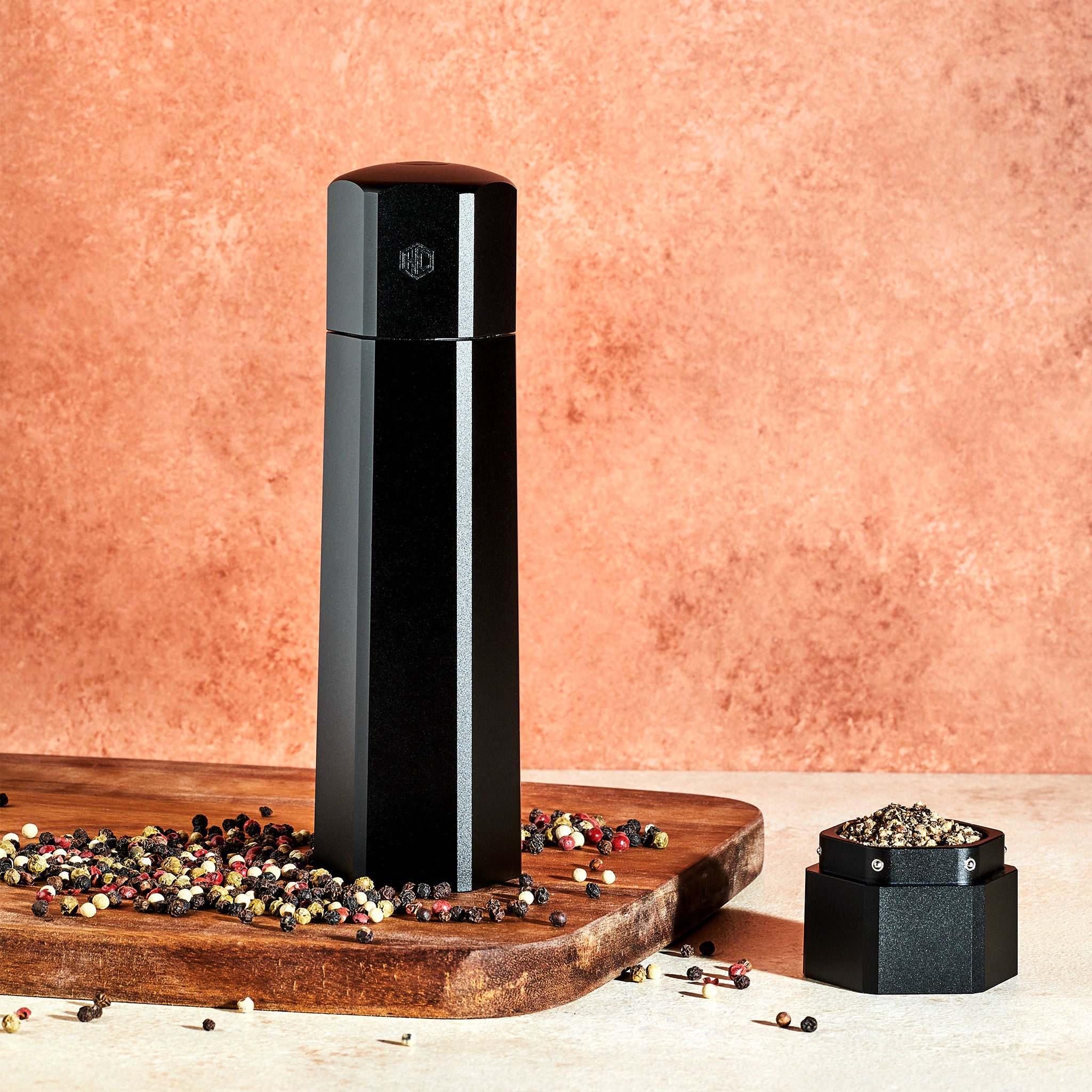 HexClad_HexMill_Pepper_KWPM09_071024_KF_048