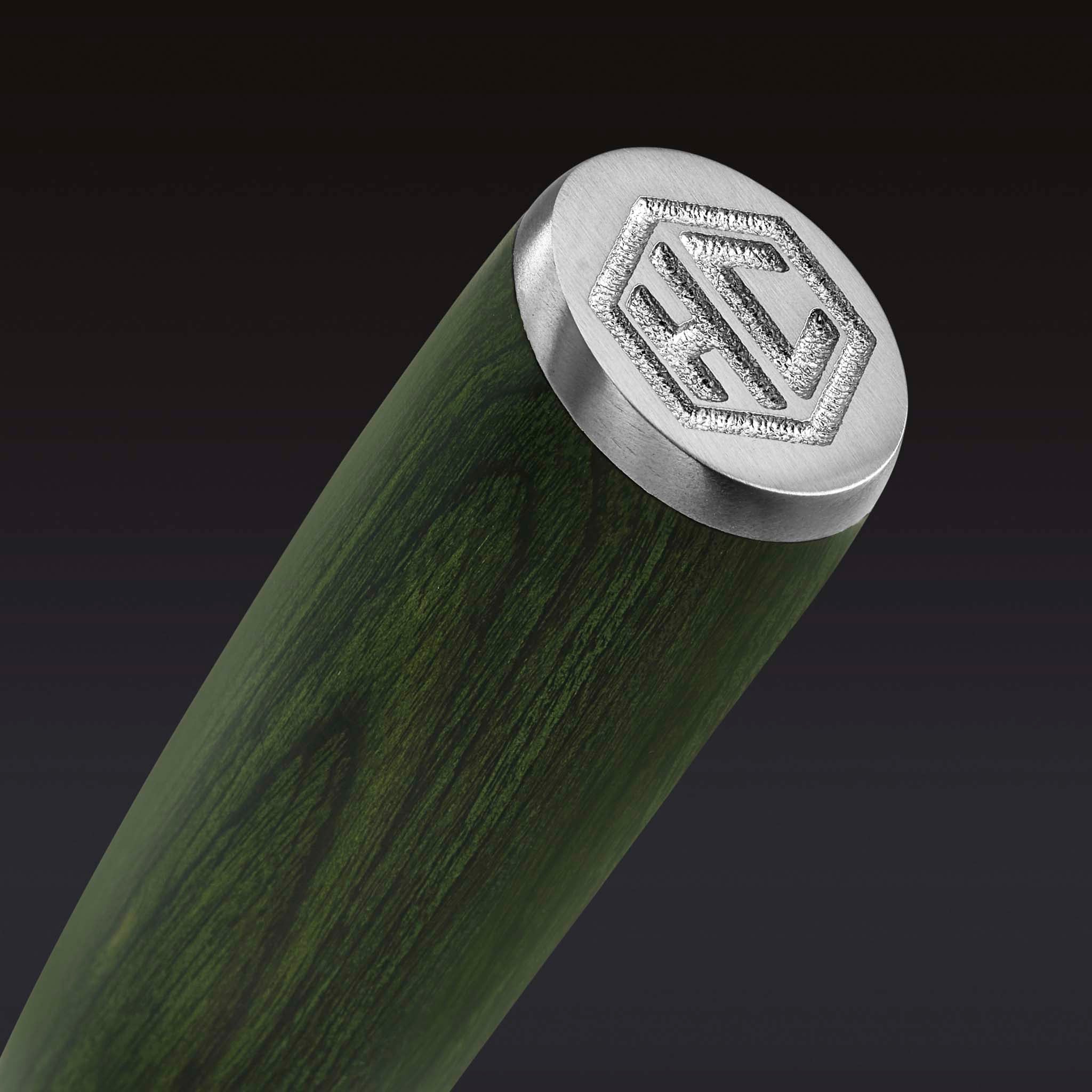 Hexclad_ChefsKnife_Detail1
