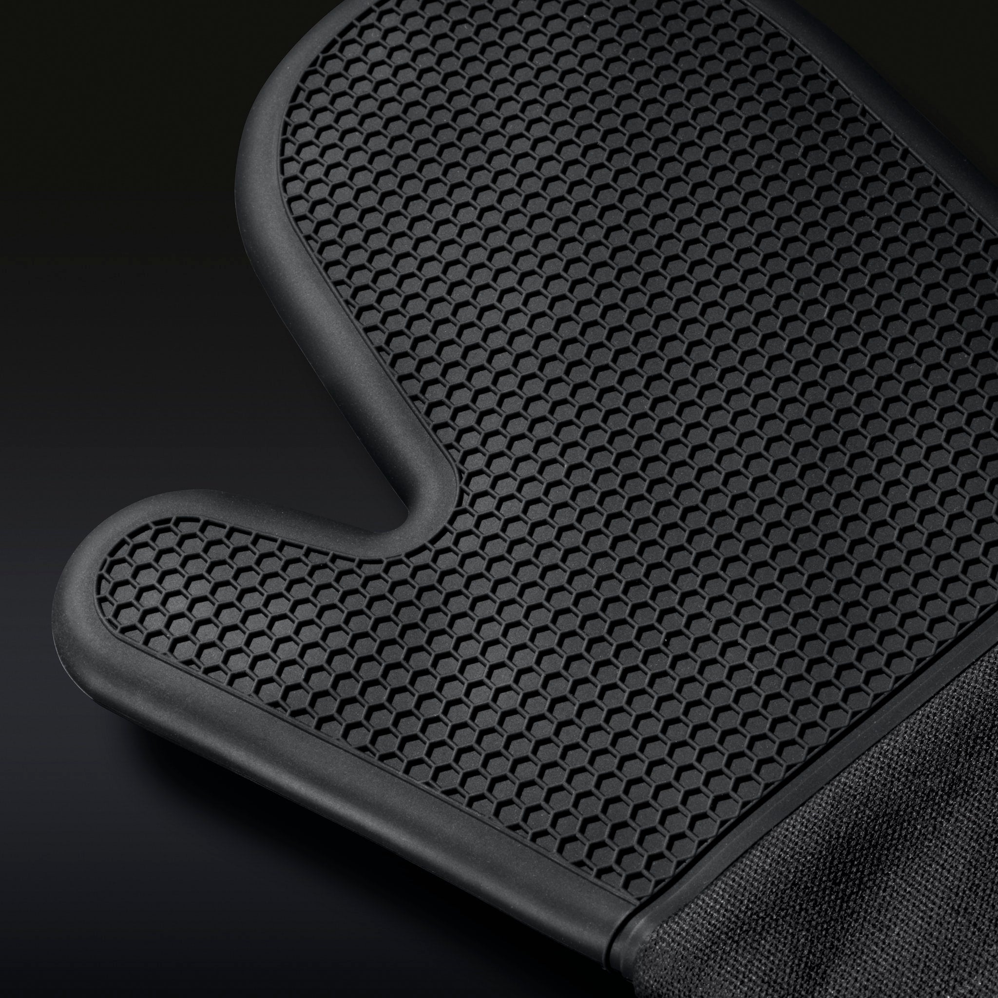 Hexclad_Mitt_PatternDetail_a68e5950-afdd-474d-8398-a935d27f568f