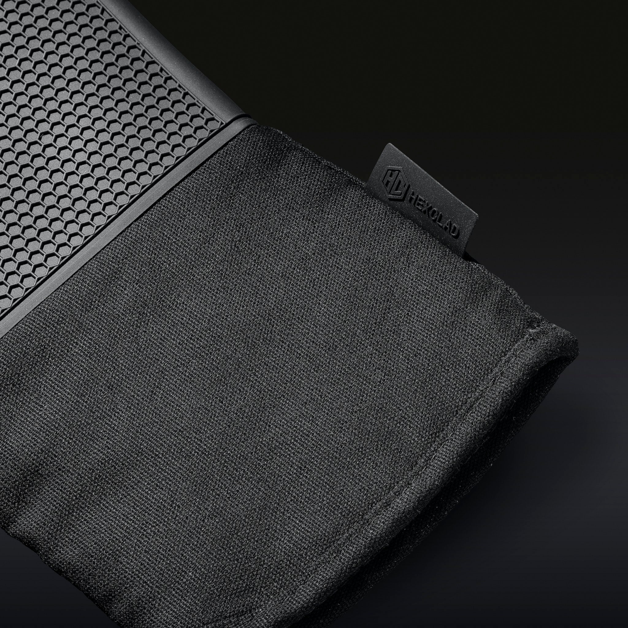 Hexclad_Mitts_FabricDetail